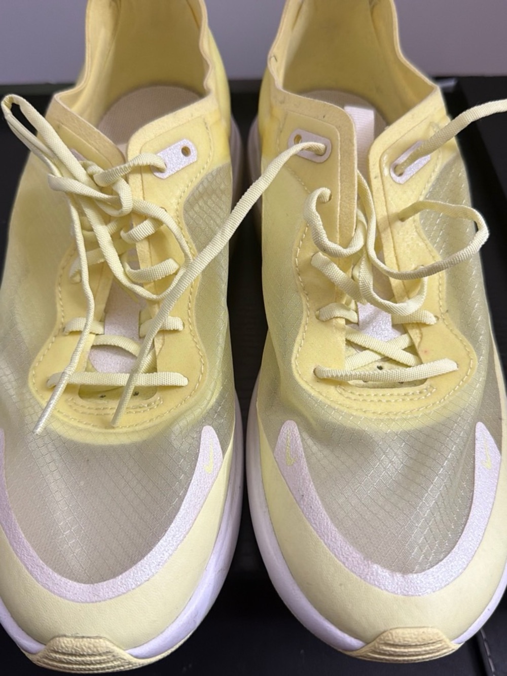 Nike Women’s Pale Yellow Running Sneakers